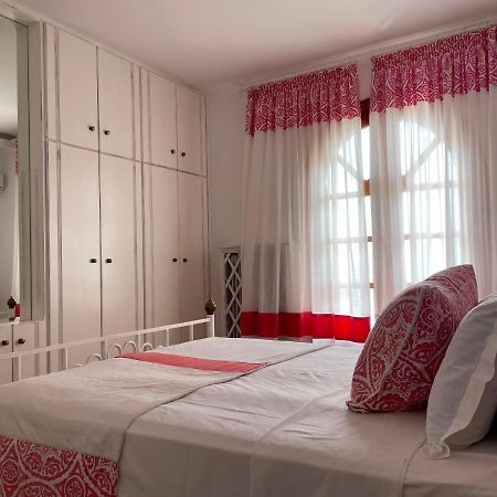 Byblos Mare-The Exclusive Beach Front Villa Skala Sotiros Exterior photo